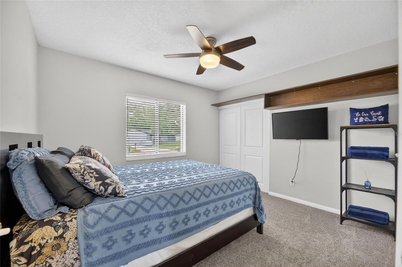 703 Isleton Drive , Brandon, FL 33511 Photo