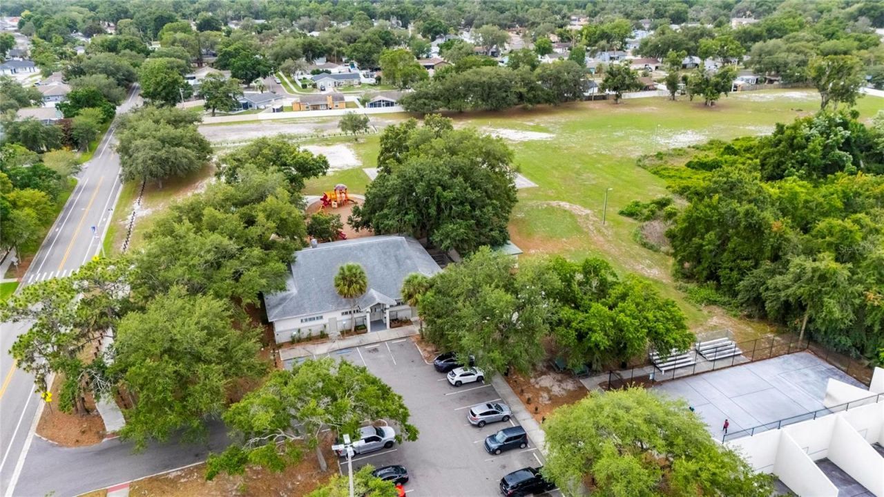 703 Isleton Drive , Brandon, FL 33511 Photo