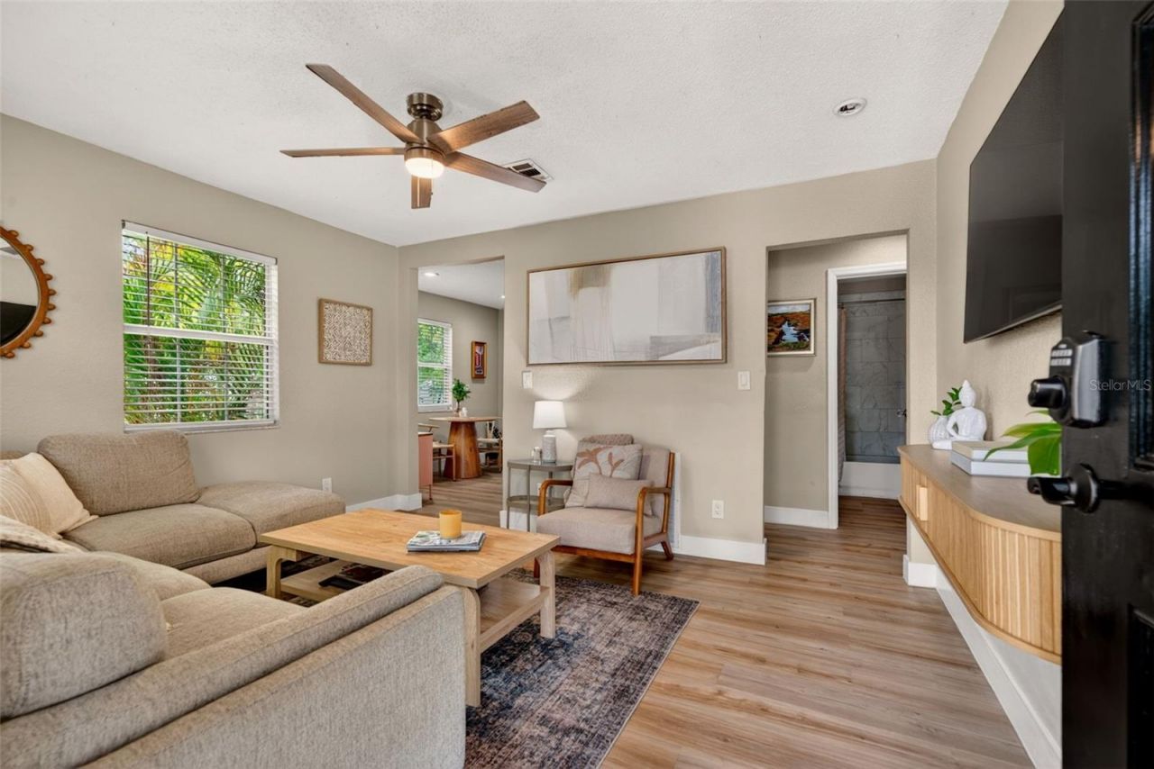 824 59th Ave Ne, Saint Petersburg, FL 33703 Photo