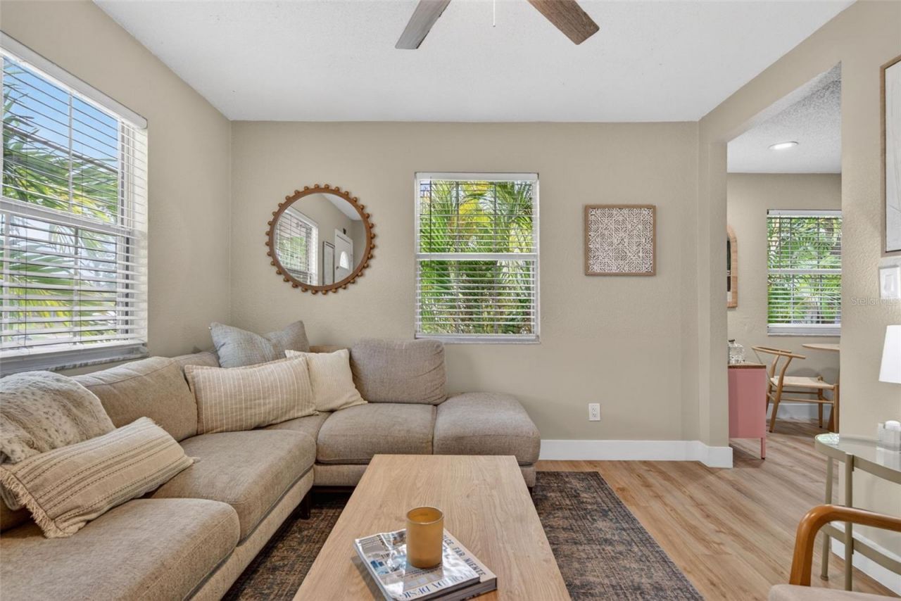 824 59th Ave Ne, Saint Petersburg, FL 33703 Photo