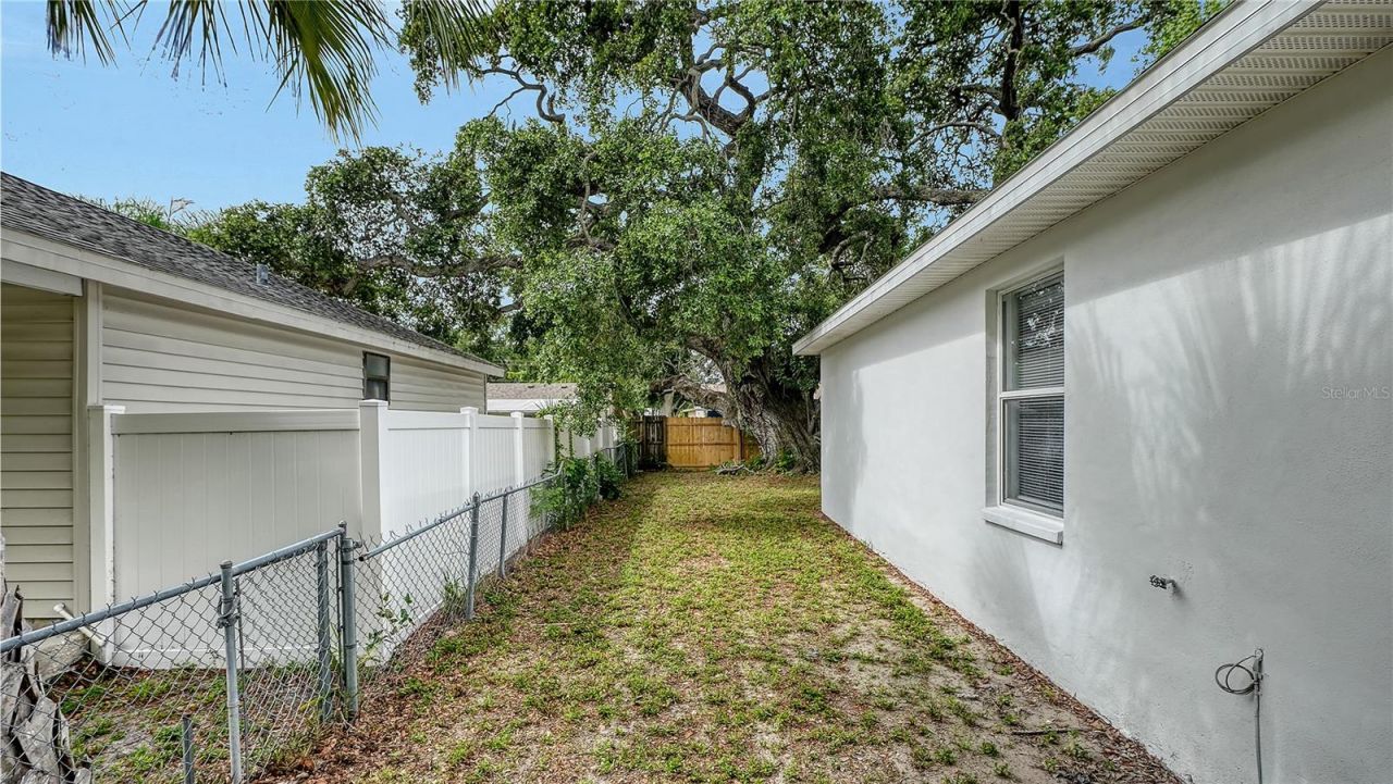 1216 34th Street , Sarasota, FL 34234 Photo