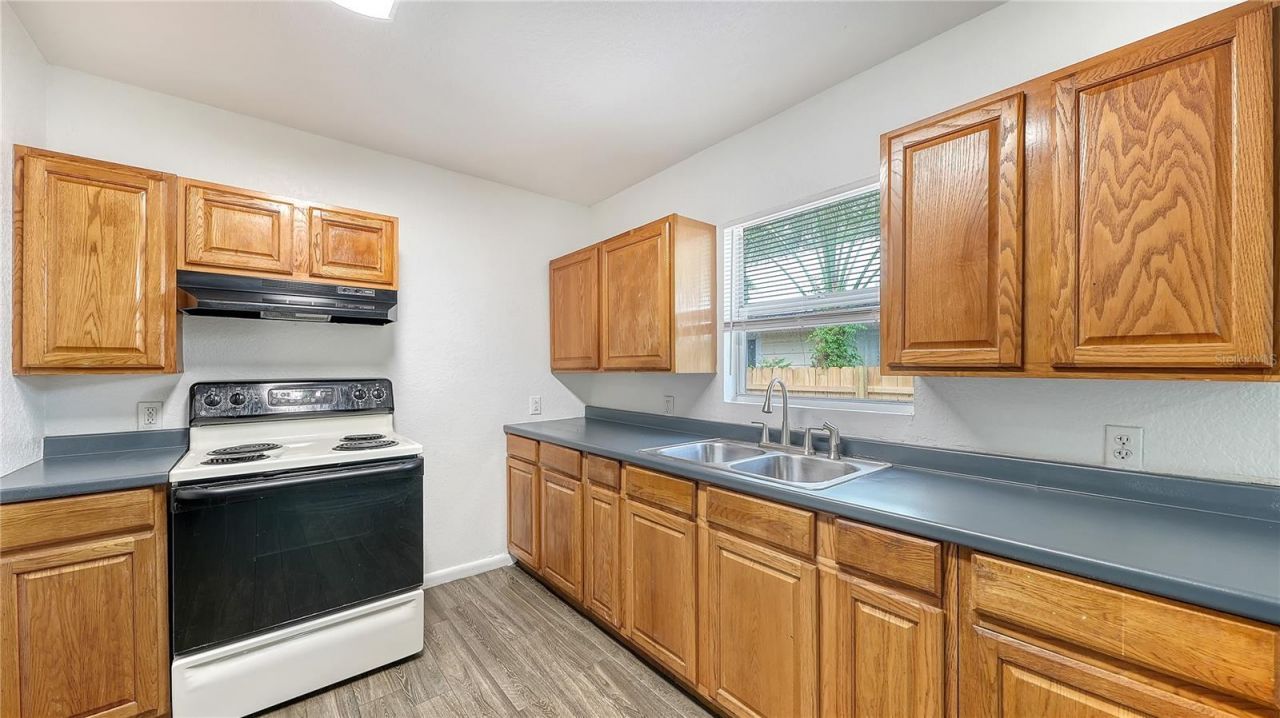 1216 34th Street , Sarasota, FL 34234 Photo