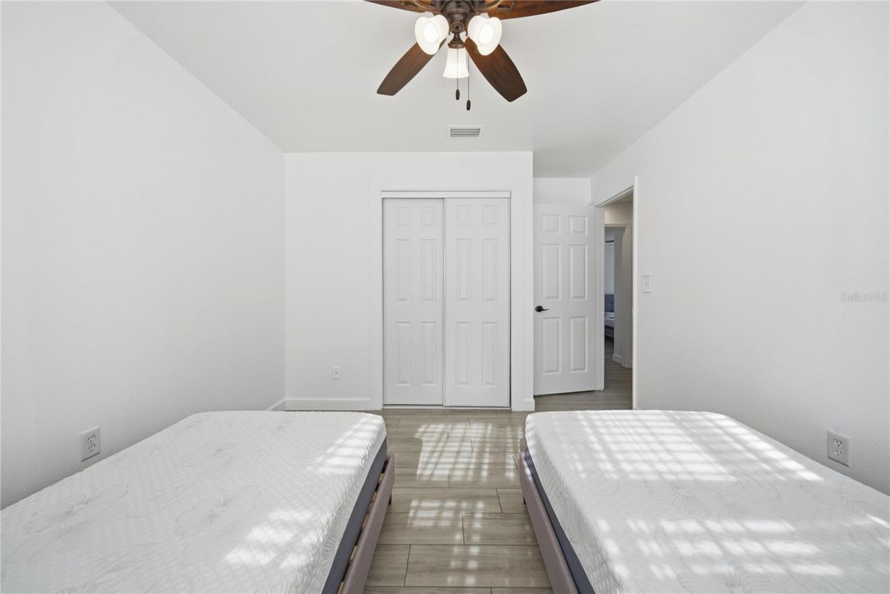 6292 109th Avenue N, Pinellas Park, FL 33782 Photo
