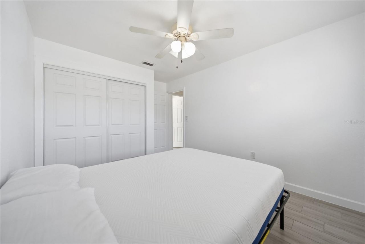 6292 109th Avenue N, Pinellas Park, FL 33782 Photo