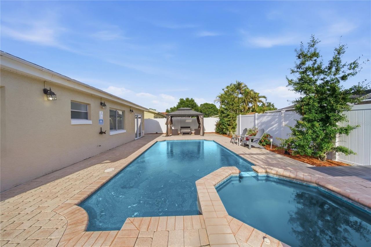 6292 109th Avenue N, Pinellas Park, FL 33782 Photo