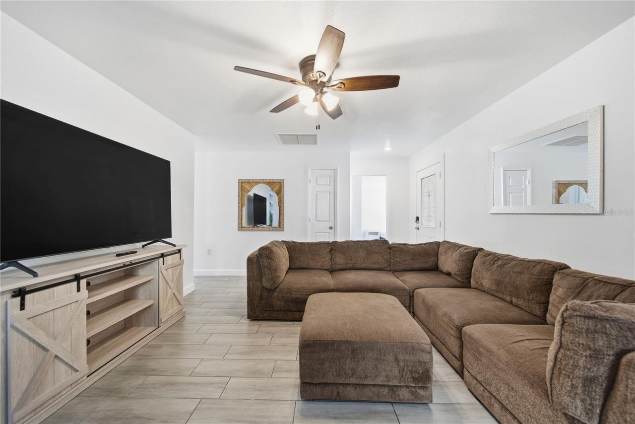 6292 109th Avenue N, Pinellas Park, FL 33782 Photo