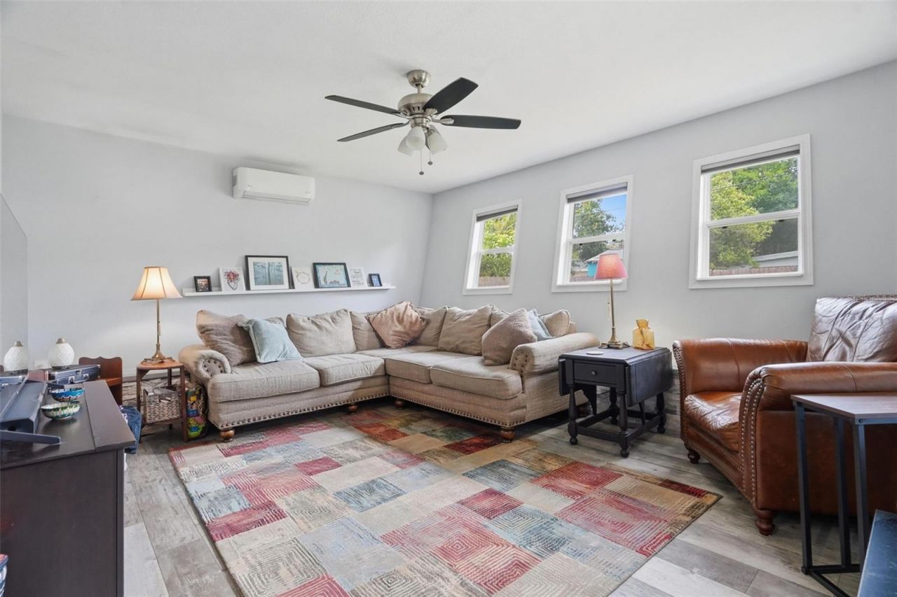 2050 75th Street N, Saint Petersburg, FL 33710 Photo