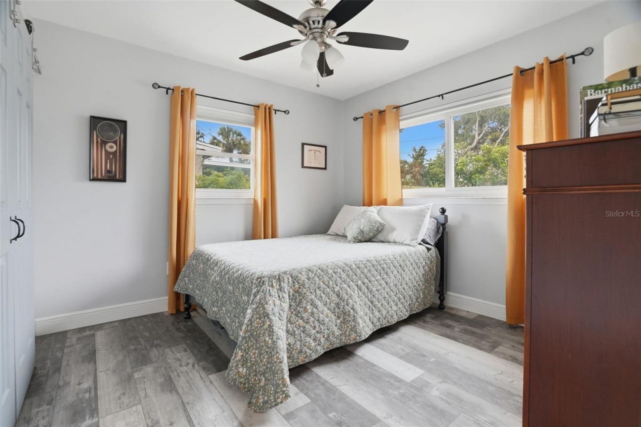 2050 75th Street N, Saint Petersburg, FL 33710 Photo