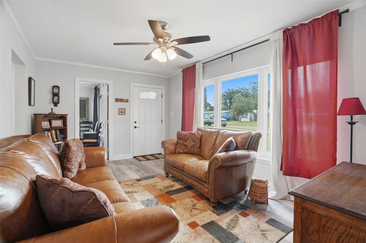 2050 75th Street N, Saint Petersburg, FL 33710 Photo
