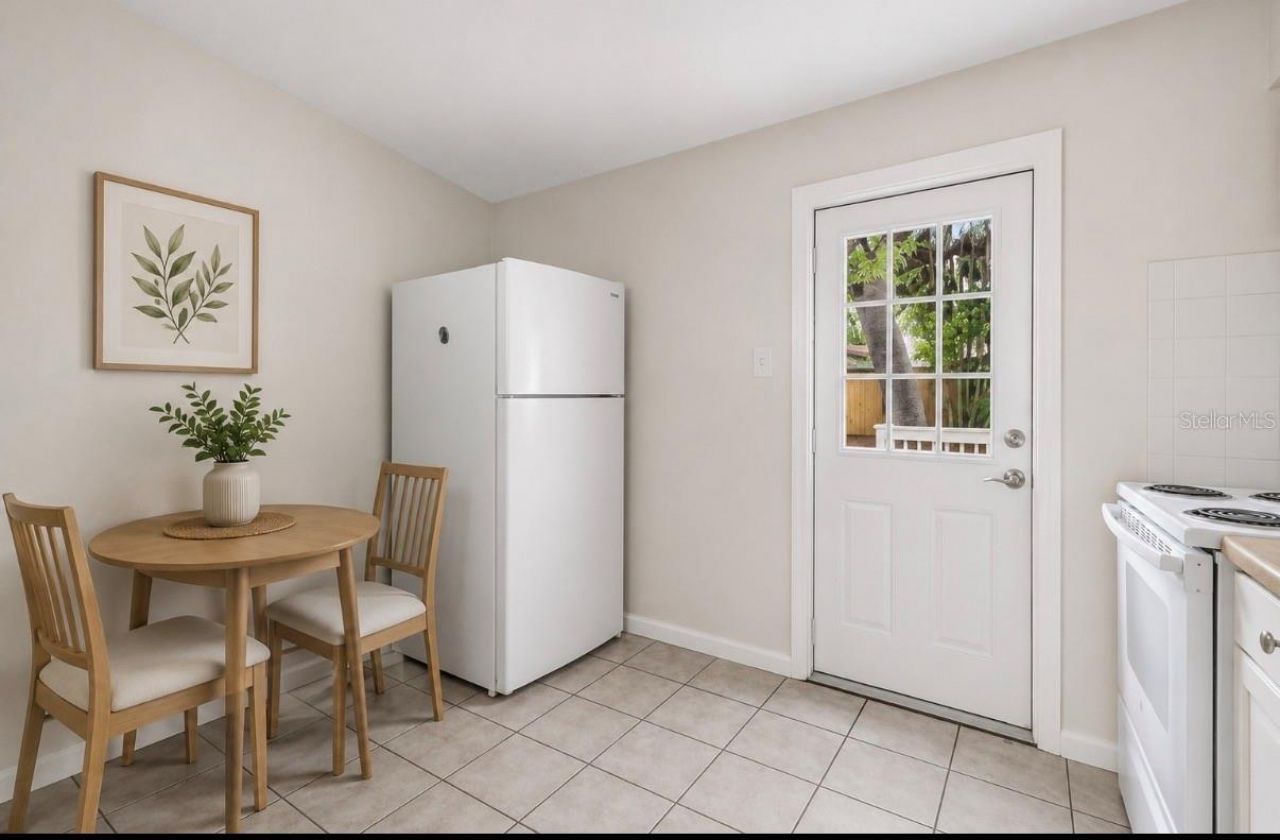 930 Montrose Boulevard N, Saint Petersburg, FL 33703 Photo