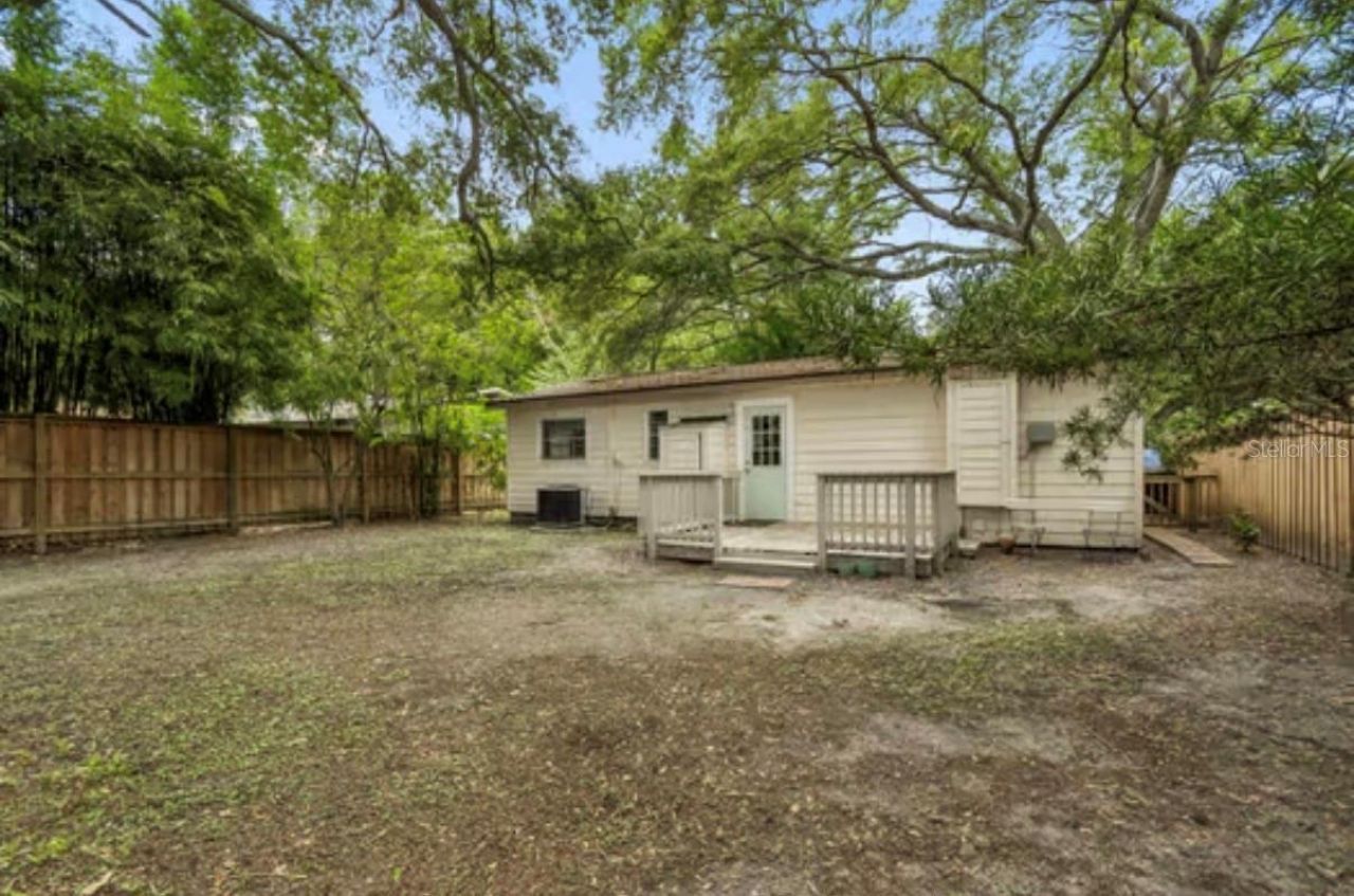 930 Montrose Boulevard N, Saint Petersburg, FL 33703 Photo
