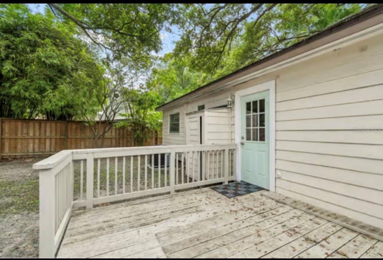 930 Montrose Boulevard N, Saint Petersburg, FL 33703 Photo