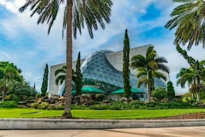 930 Montrose Boulevard N, Saint Petersburg, FL 33703 Photo