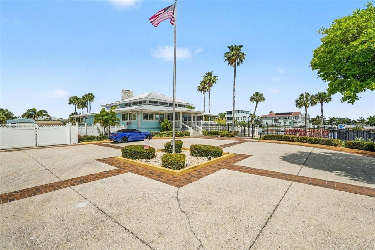 5567 Sea Forest Drive, Unit 324, New Port Richey, FL 34652 Photo