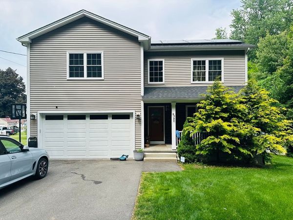 83 Federal St, Agawam, MA 01001