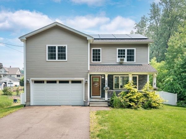 83 Federal St, Agawam, MA 01001