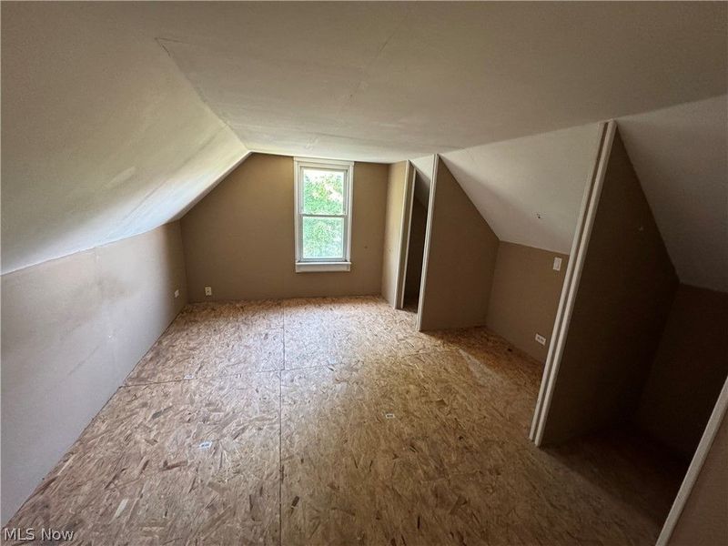 14148 Berwyn Avenue , Cleveland, OH 44111 Photo 12