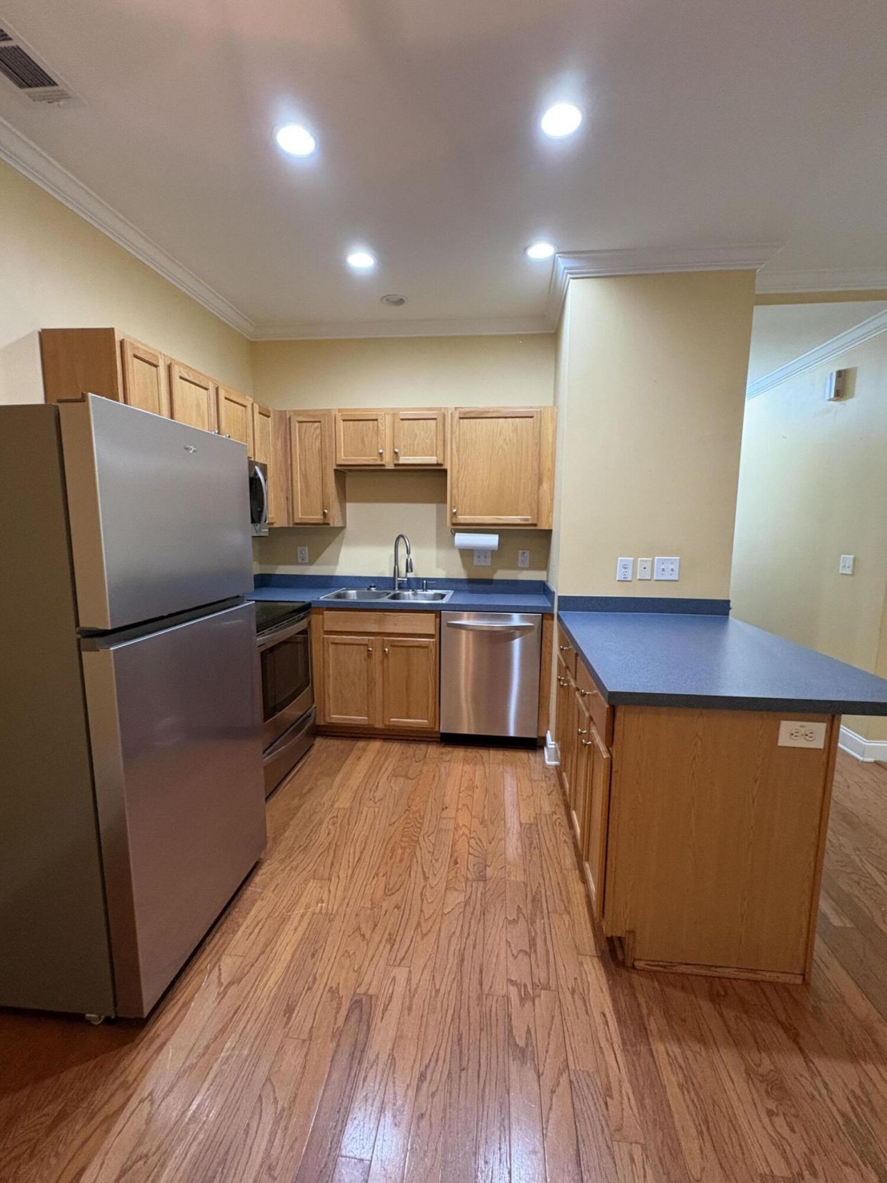 4005 Radcliffe Place Drive Photo 8