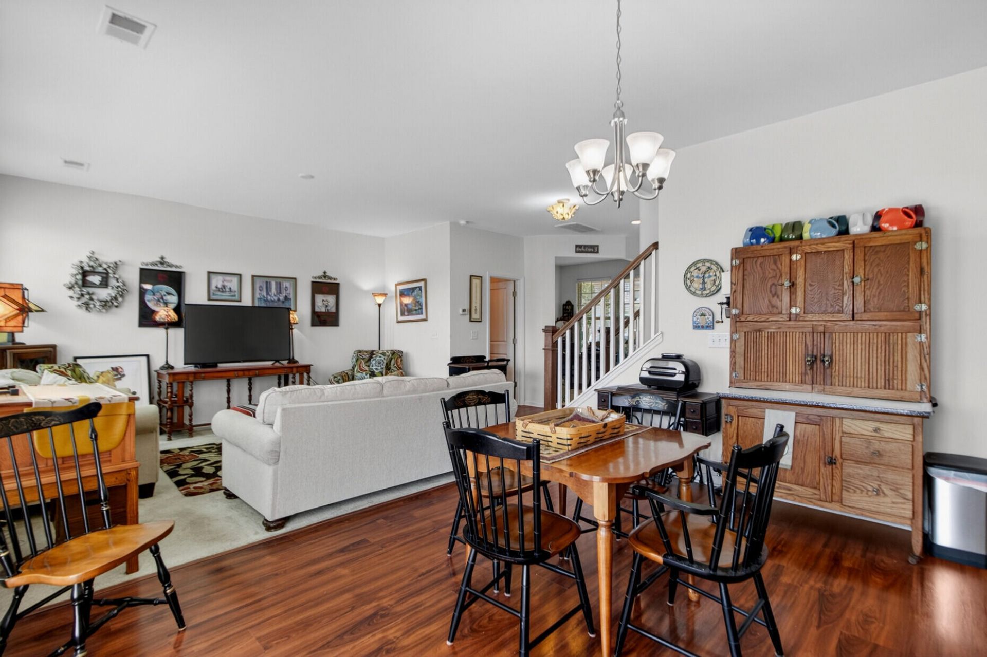533 Pleasant Side Drive Photo 10