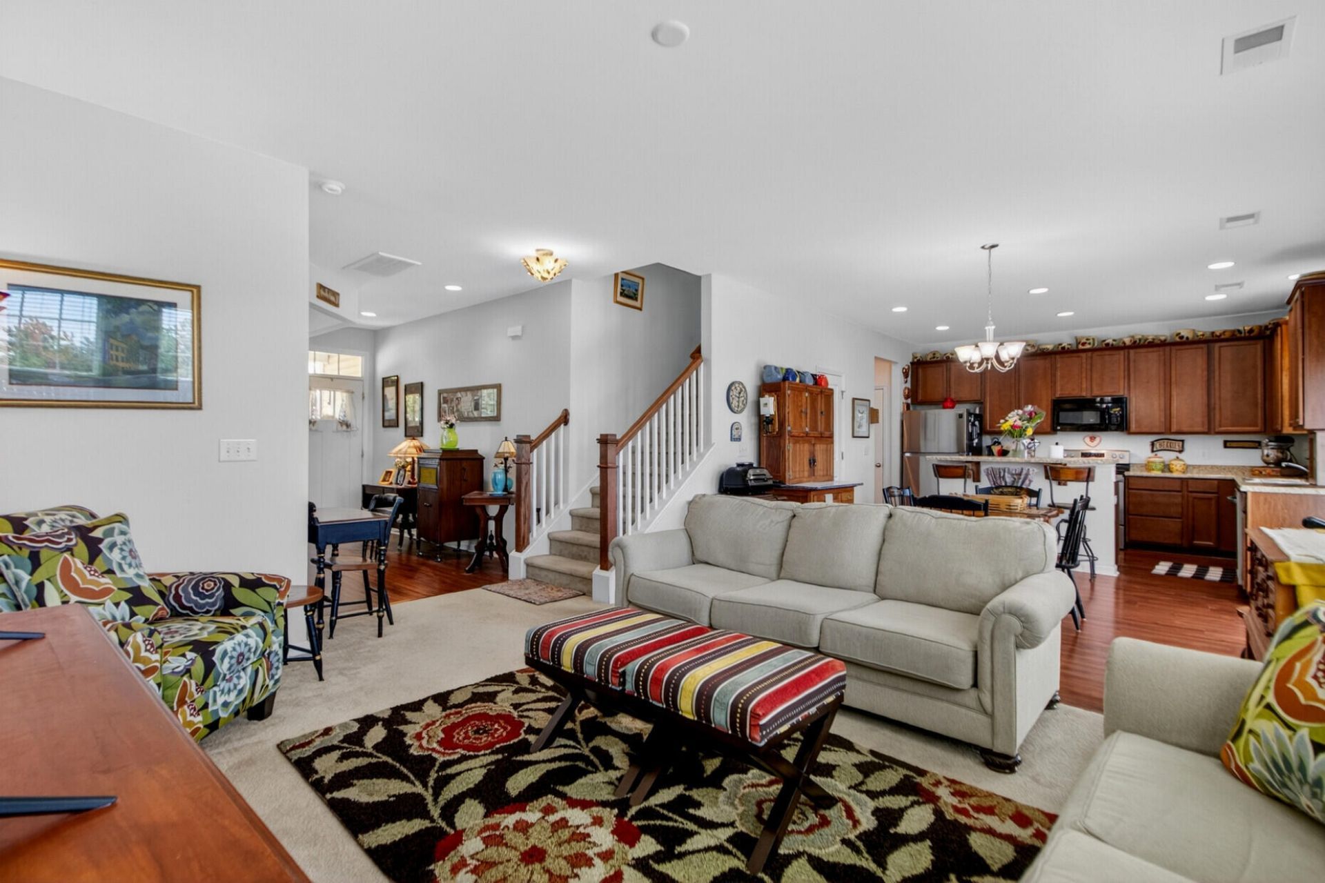 533 Pleasant Side Drive Photo 6