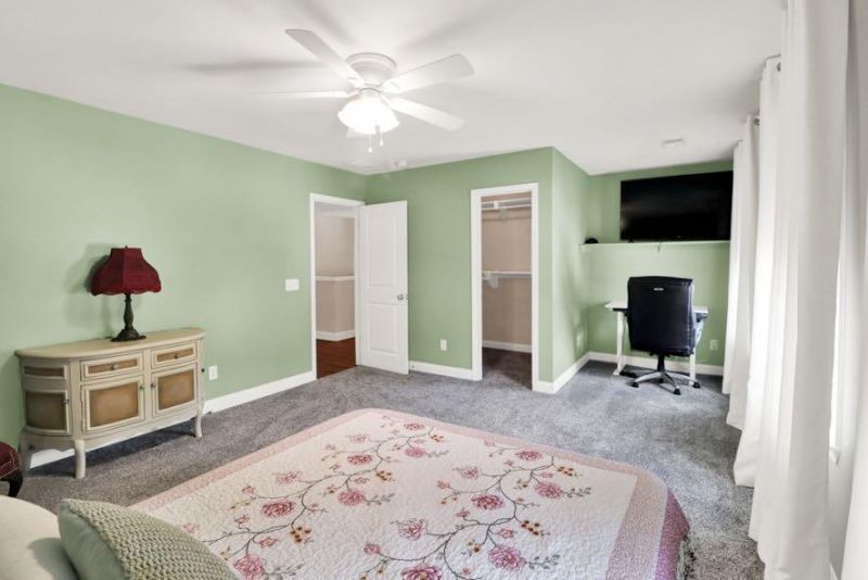 608 Bridgewater Court Photo 38