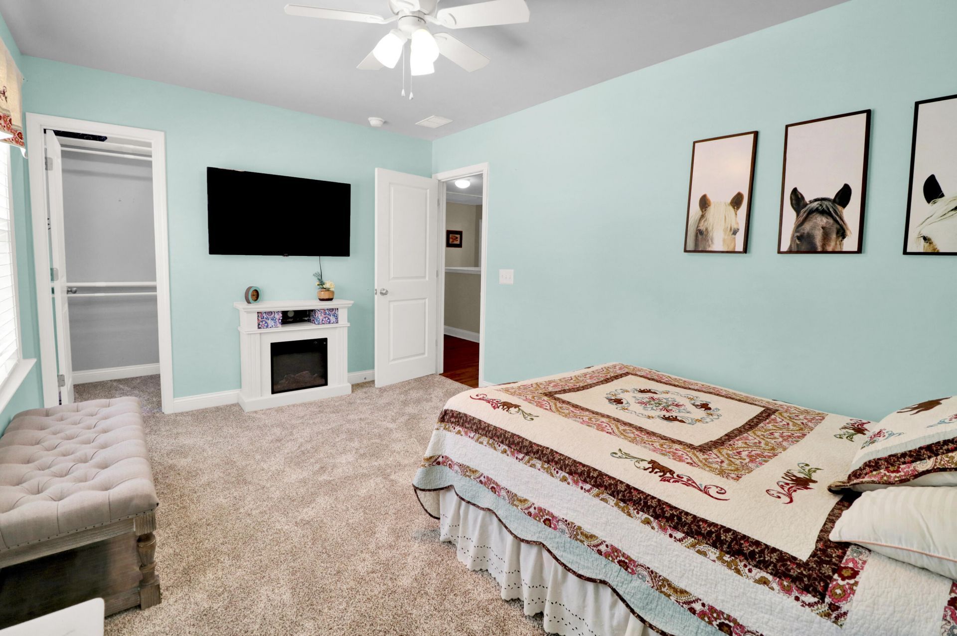 608 Bridgewater Court Photo 40