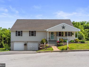 112 BEECH AVENUE, FREDERICKSBURG, PA 17026