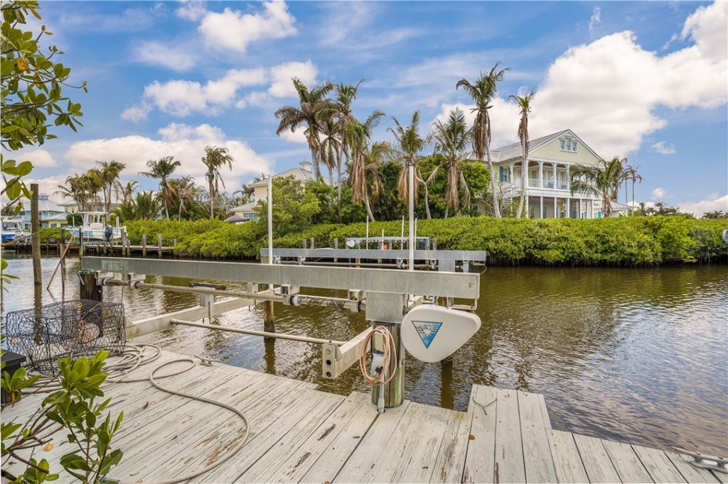 2165 7th Avenue Se, Vero Beach, FL 32962 Photo