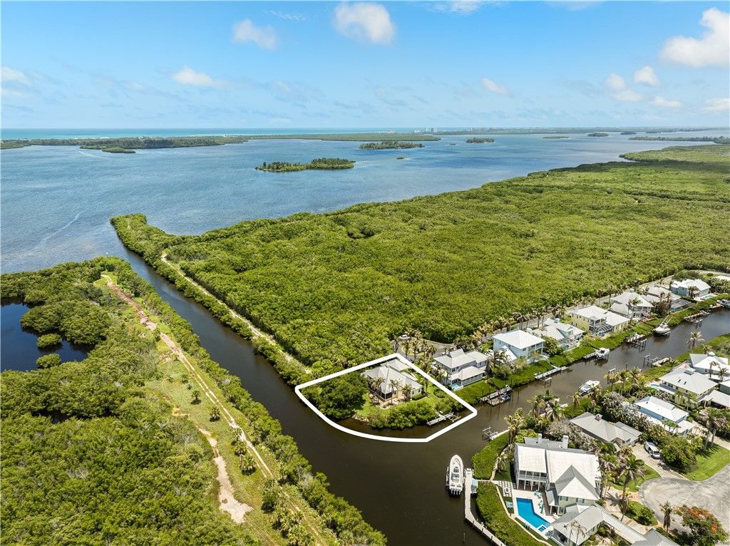 2165 7th Avenue Se, Vero Beach, FL 32962 Photo