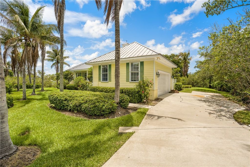 2165 7th Avenue Se, Vero Beach, FL 32962 Photo