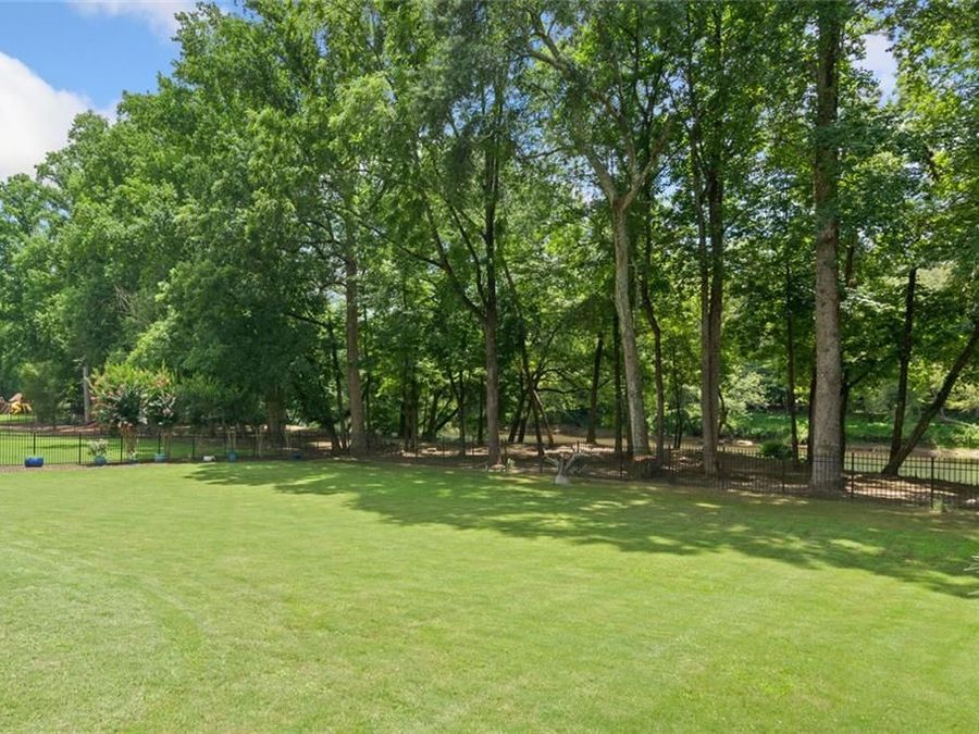 Property Image 95