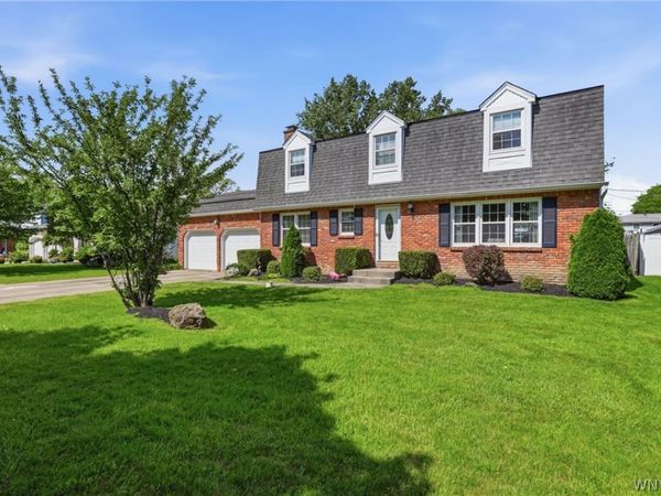 85 Heritage Road E, Buffalo, NY 14221