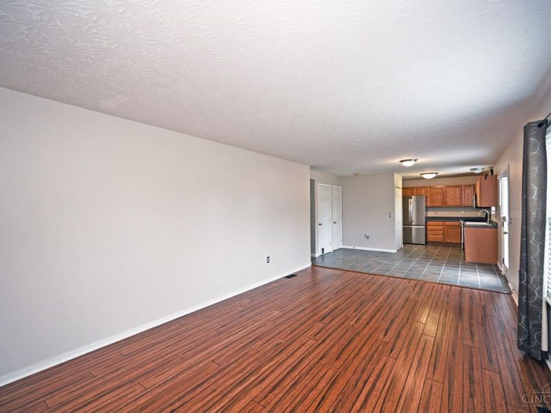 6067 Weber Oaks Drive, Miami Twp, OH 45140 Photo 19