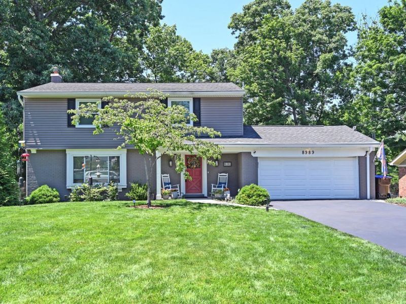 8989 Paw Paw Lane, Cincinnati, OH 45236 Photo 2