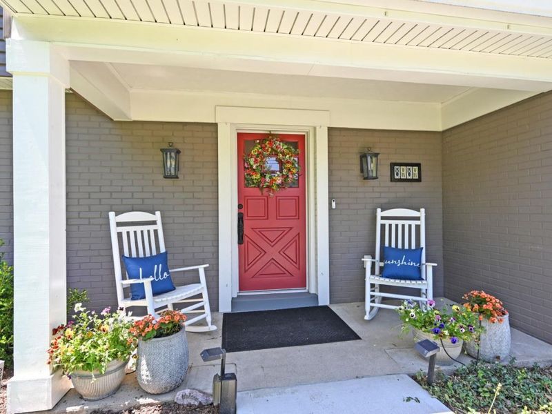 8989 Paw Paw Lane, Cincinnati, OH 45236 Photo 4