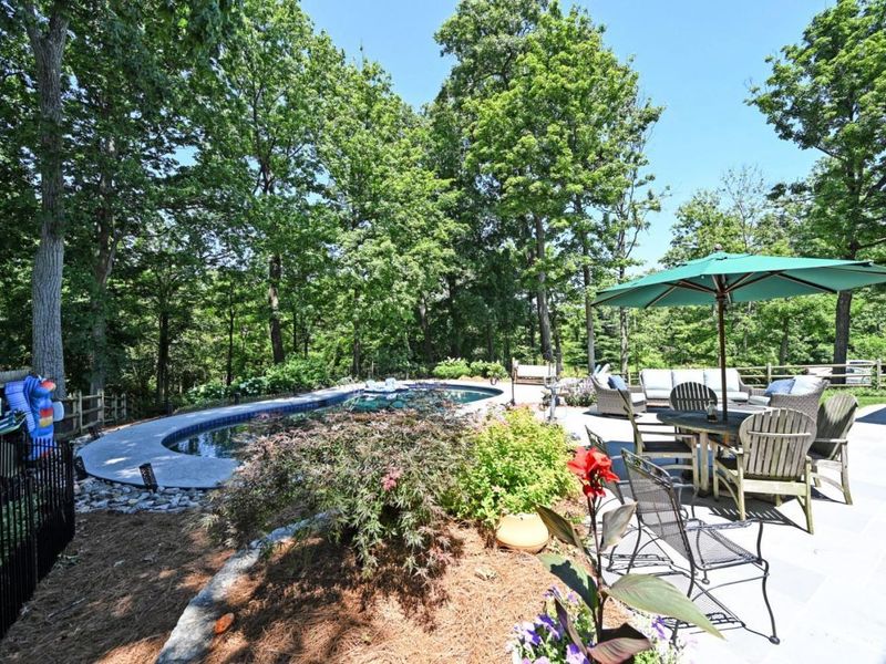 8989 Paw Paw Lane, Cincinnati, OH 45236 Photo 46