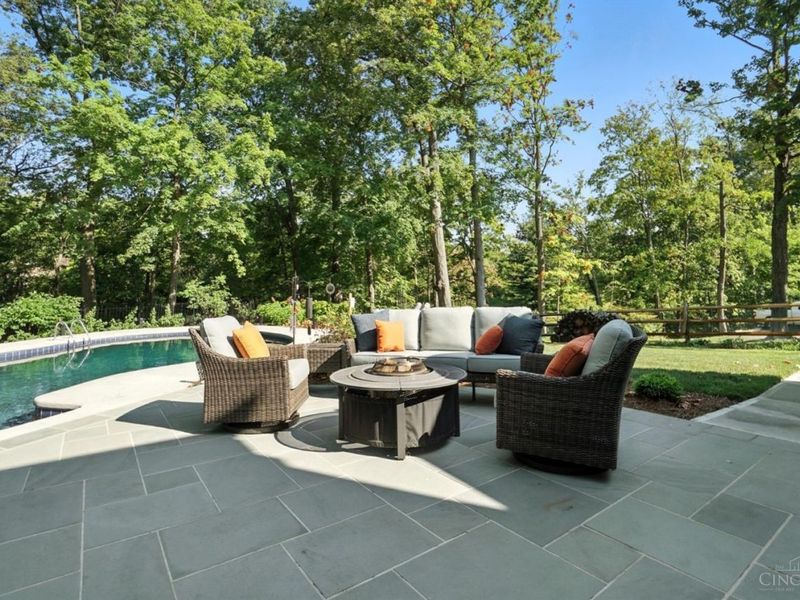 8989 Paw Paw Lane, Cincinnati, OH 45236 Photo 57
