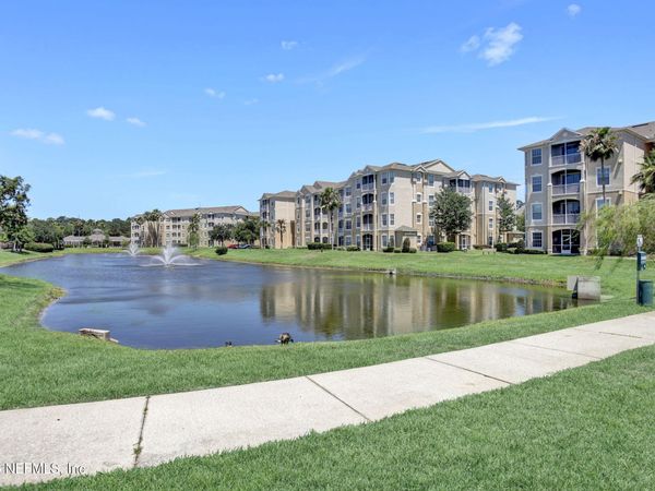 7801 POINT MEADOWS Drive, Unit 7308, Jacksonville, FL 32256