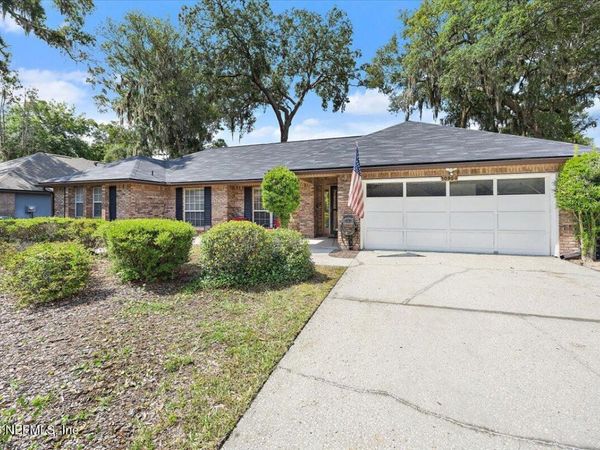 10954 HEATHFIELD Road, Jacksonville, FL 32225