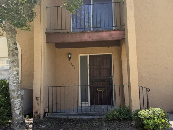 396 REGENCY WOOD Drive, Unit 17, Jacksonville, FL 32225