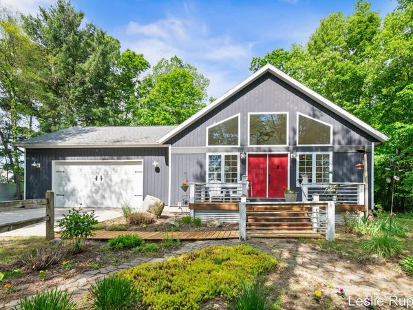 13015 Ritchie Avenue NE, Cedar Springs, MI 49319