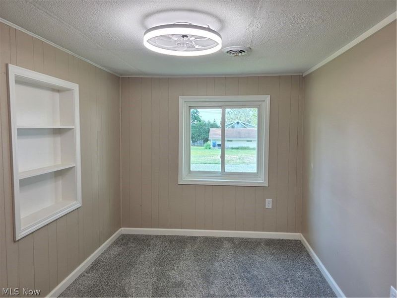446 N Middle Street, Columbiana, OH 44408 Photo 11