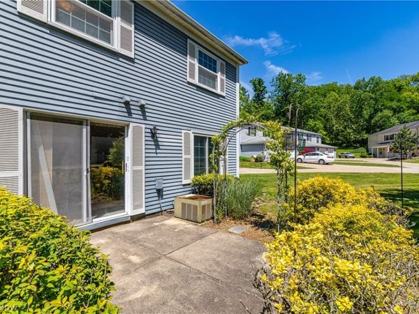 13652 Oakbrook Drive , North Royalton, OH 44133