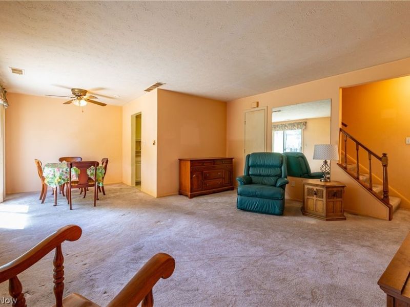 13652 Oakbrook Drive, North Royalton, OH 44133 Photo 4