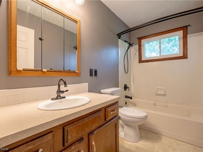 5900 Hancock Street SW, Canton, OH 44706 Photo 12