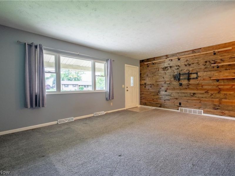 5900 Hancock Street SW, Canton, OH 44706 Photo 3