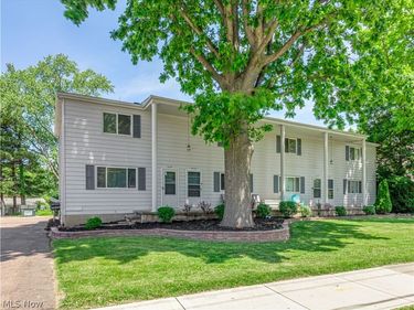 3751 Kent Road, Stow, OH 44224
