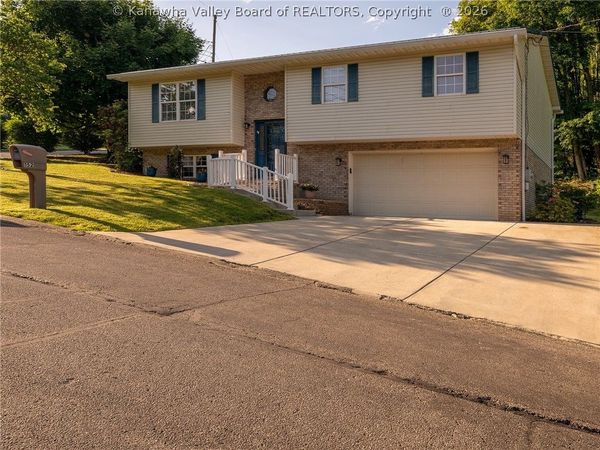 152 Scott Acres, Scott Depot, WV 25560