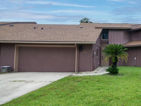 19 Wildwood , Ormond Beach, FL 32174