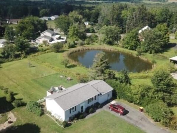 25 Abbott Drive, Poestenkill, NY 12140